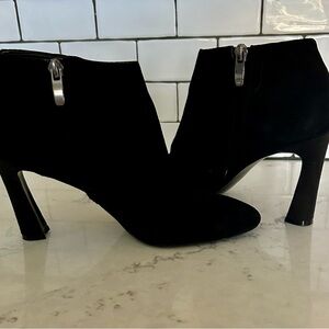 Nine West Black Suede Blaze Ankle Boots Size 7M